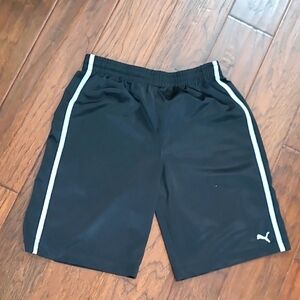 Puma Black and White Athletic Shorts Lightweight Performance size Large